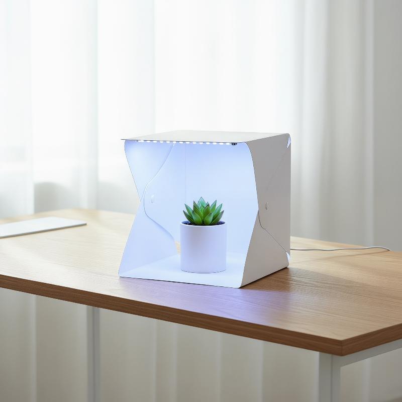 革新的な折りたたみ式LEDライトボックスで、外出先での写真撮 - Photography Lighting On The Go のレビューと価格